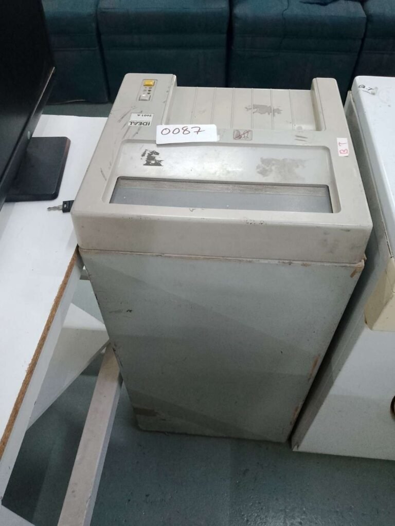 ITEM ITEM PAPER SHREDDER MACHINE