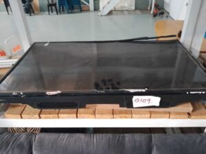 ITEM ITEM TCL LED 40" TV