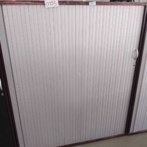 ITEM MAHAGONY SILVER ROLLER CABINET FF00072