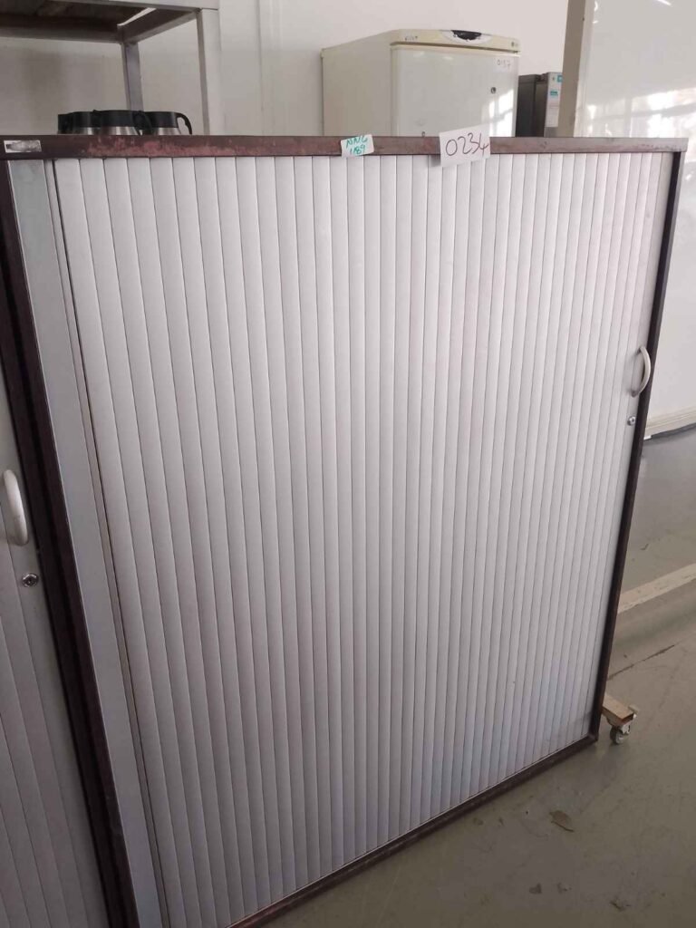 ITEM ITEM MAHAGONY SILVER ROLLER CABINET FF00074