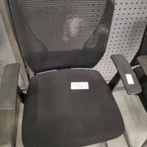 ITEM CASSIE VISITORS CHAIR-MAU FF00048