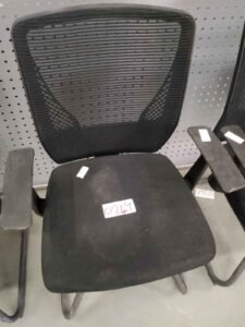 ITEM BLACK MESH CHAIR FF0004