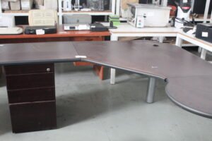 ITEM ITEM MAHAGONY 4 DRAWER TABLE FF00063