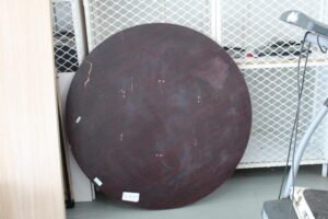 ITEM ITEM MAHAGONY ROUND MEETING ROOM TABLE FF00050