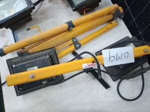 ITEM OUTDOOR LIGHT