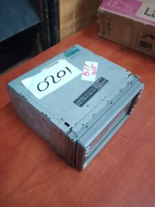 ITEM CAR RADIO