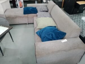 ITEM GREY L-SHAPED COUCH