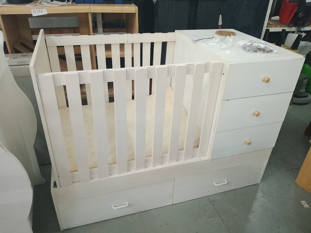 ITEM ITEM BABY WOODEN COT