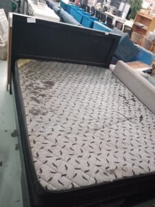ITEM SLEIGH BED SET WITH MATRESS