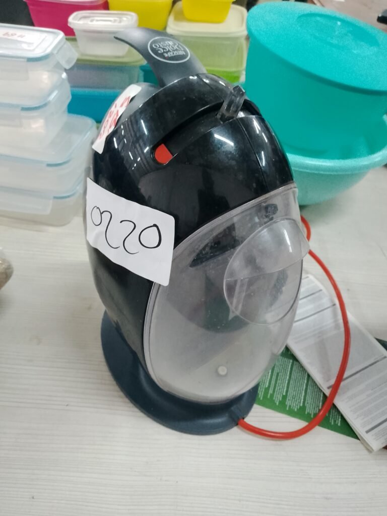 ITEM ITEM NESPRESSO COFFEE MACHINE