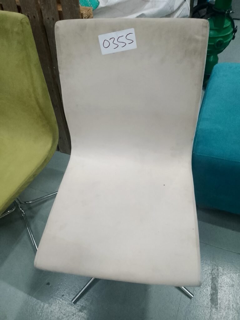 ITEM CREAM WHITE DINNING CHAIR