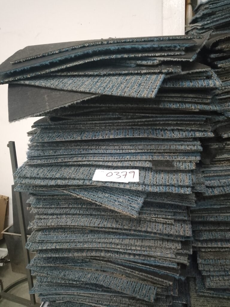 ITEM BULK OF CARPET TILES