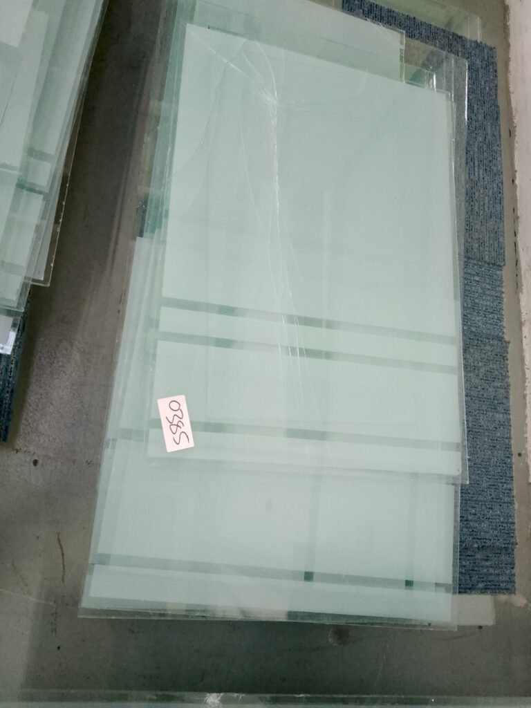 ITEM GLASS BATCH
