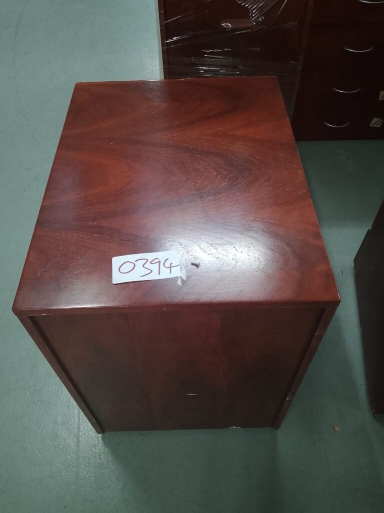 ITEM BROWN PEDESTAL