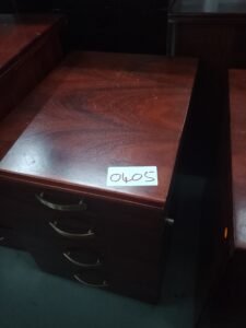 ITEM BROWN PEDESTAL