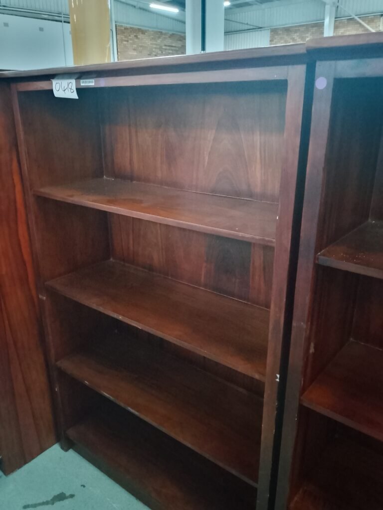 ITEM SHORT OPEN BOOK SHELF