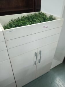ITEM WHITE SHELF WITH PLANT