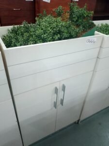 ITEM WHITE SHELF WITH PLANT