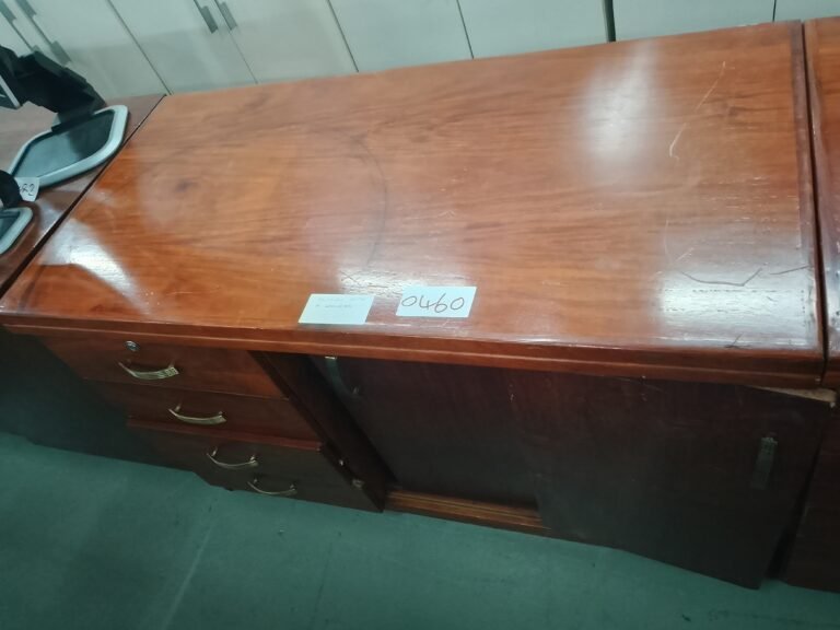 ITEM SLIDING CABINET WITH 4 DRAWERS