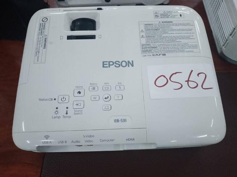 ITEM EPSON PROJECTOR