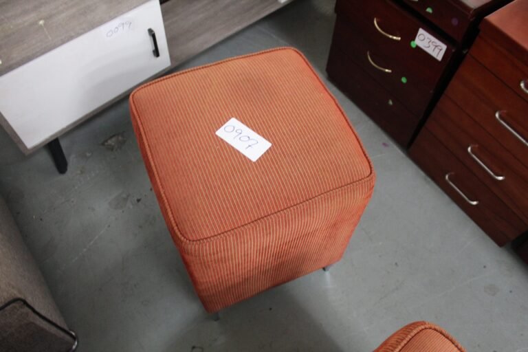 ITEM ORANGE OTTOMAN