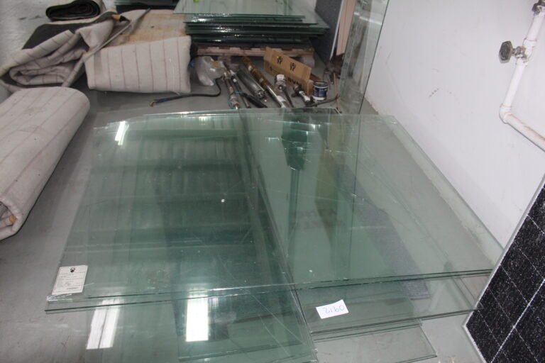 ITEM GLASS BATCH