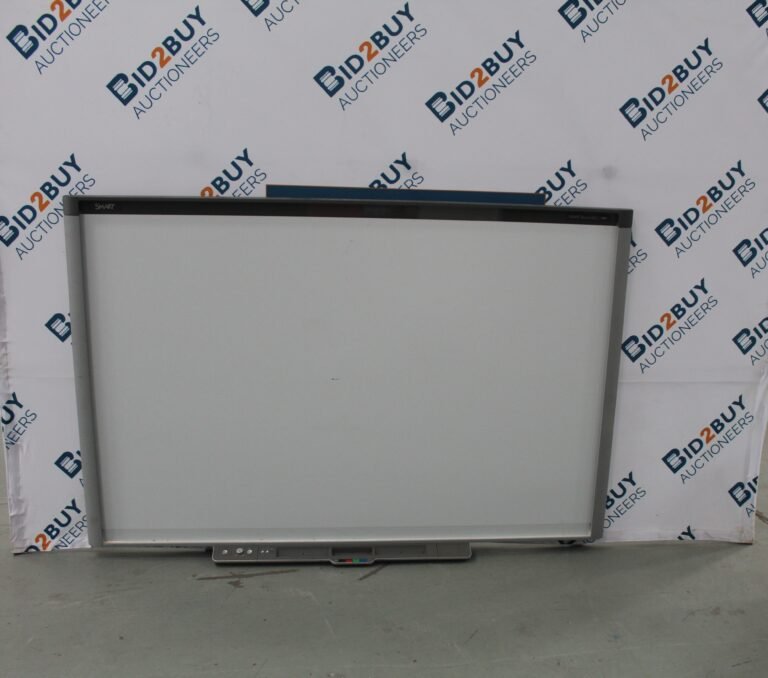 PROJECTOR SCREEN