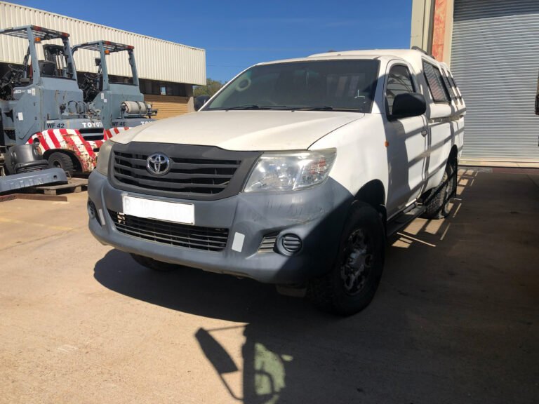 TOYOTA HILUX2.5D 4X4 B184AUP