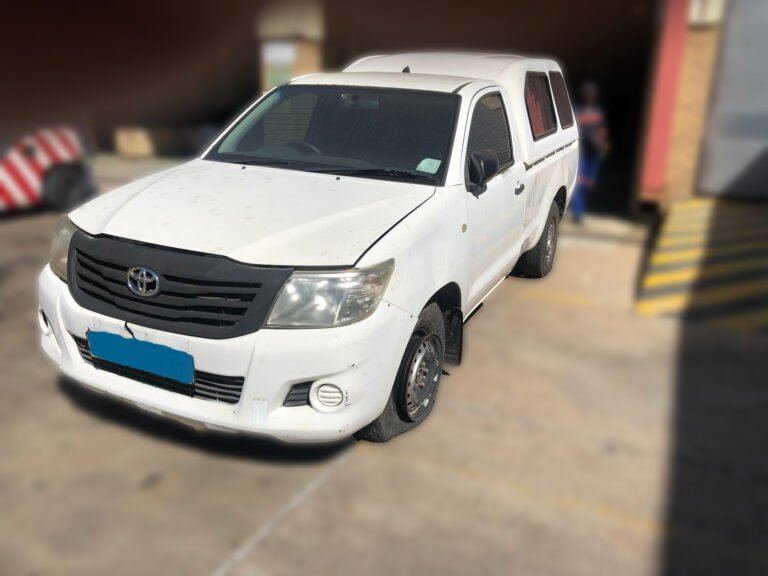 TOYOTA HILUX 2.7 B660AZA