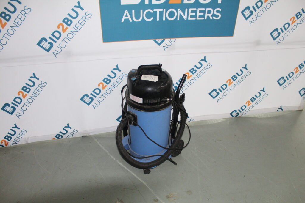 ITEM ITEM NUMATIC CT470 WET/DRY VACUUM OE00016