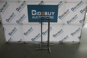 ITEM METAL STAND