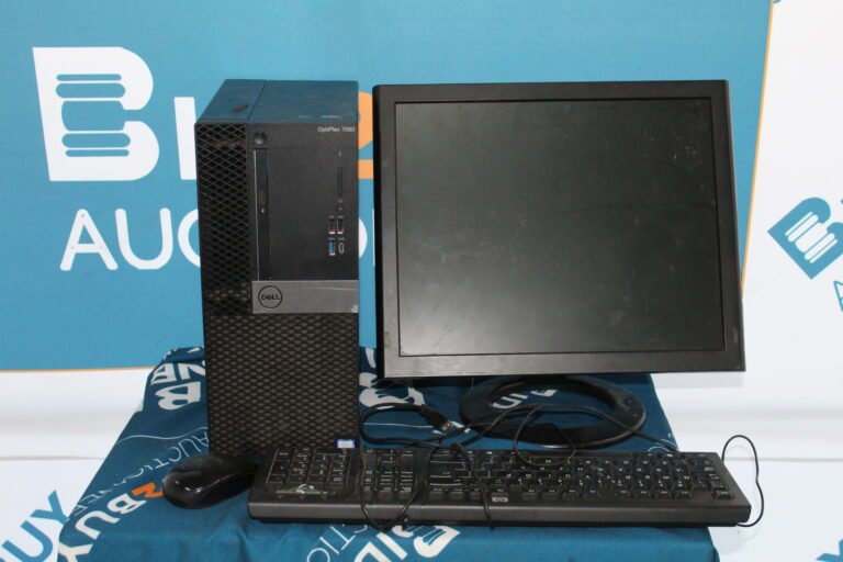 MONITOR, CPU AND KEYBOARD SET