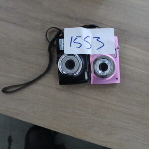 2X NIKON COOL PIXS 2000 CAMERAS